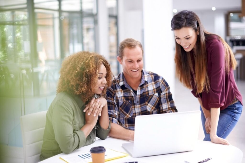 Procedury przetargowe mogą być skomplikowane, jednak ich dokładne zrozumienie jest fundamentalne dla każdej firmy starającej się o kontrakty publiczne